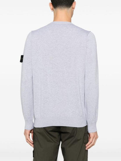Long -sleeved t -shirt
