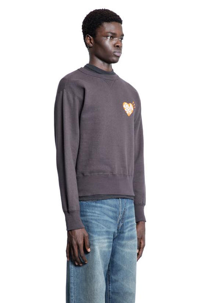 Long -sleeved t -shirt