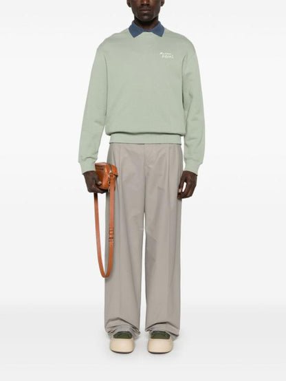 Long -sleeved t -shirt