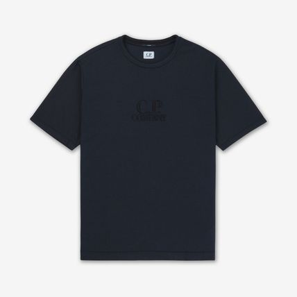 Short -sleeved t -shirt