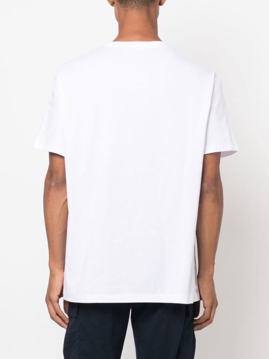 تي شيرت بأكمام قصيرة