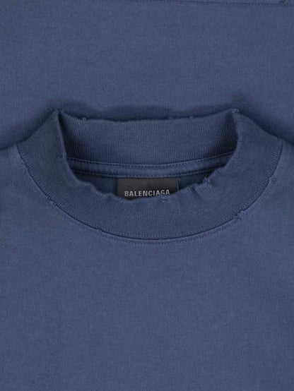 Short -sleeved t -shirt