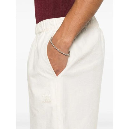 Short pants