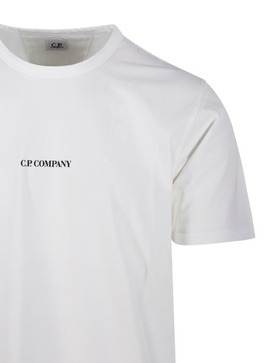 Short -sleeved t -shirt