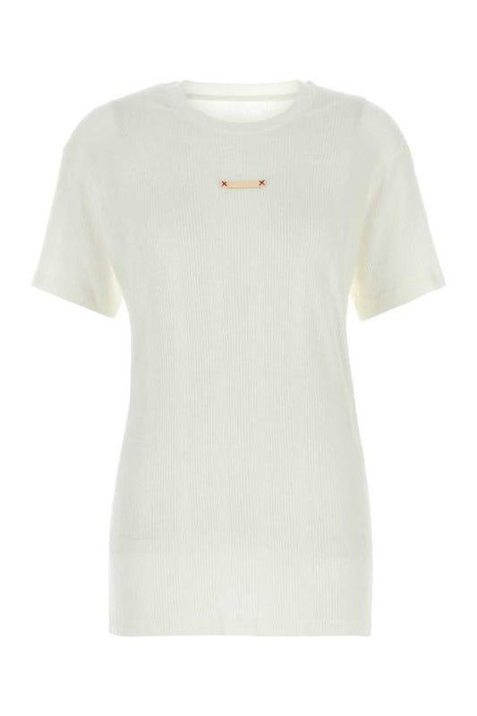 Short -sleeved t -shirt