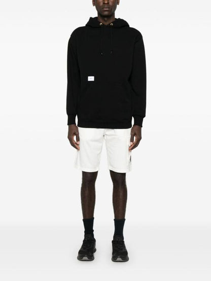 Short pants