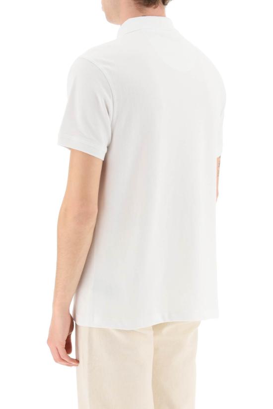 Short -sleeved t -shirt