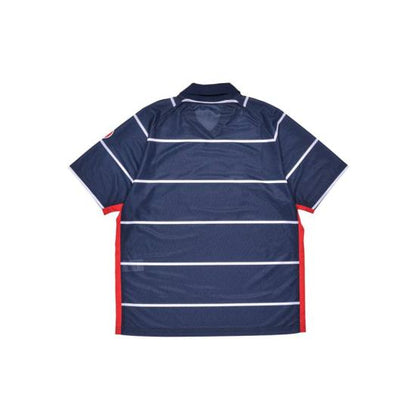 Short -sleeved t -shirt
