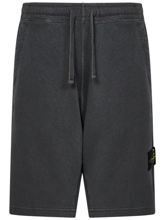 Short pants