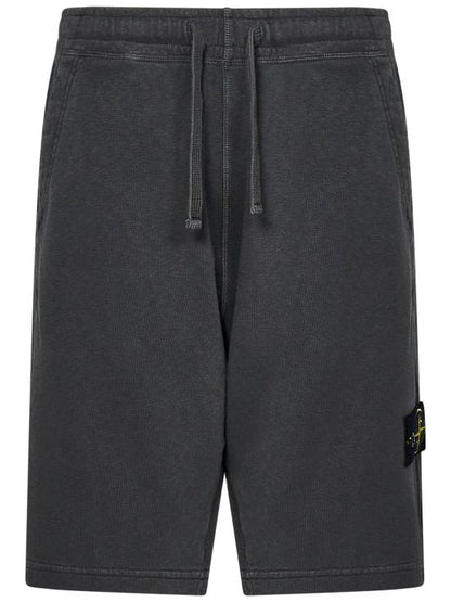 Short pants
