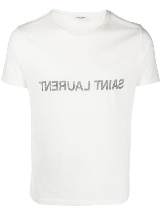Short -sleeved t -shirt