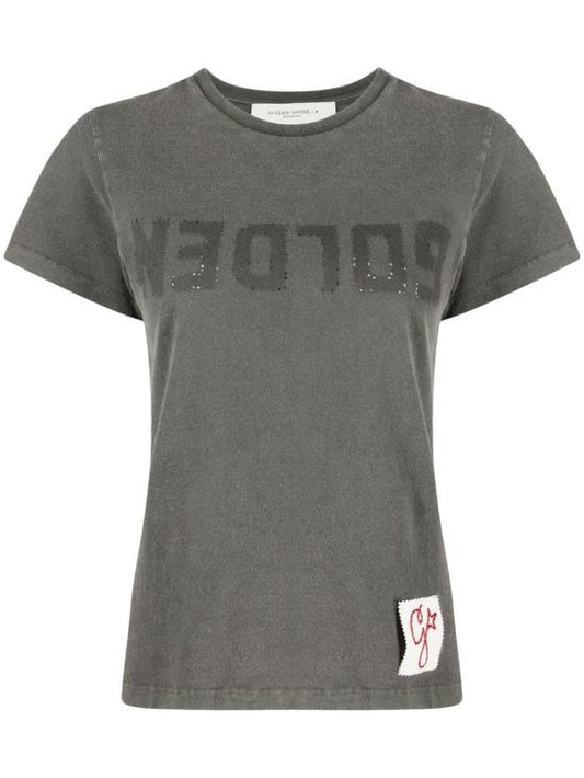 Short -sleeved t -shirt