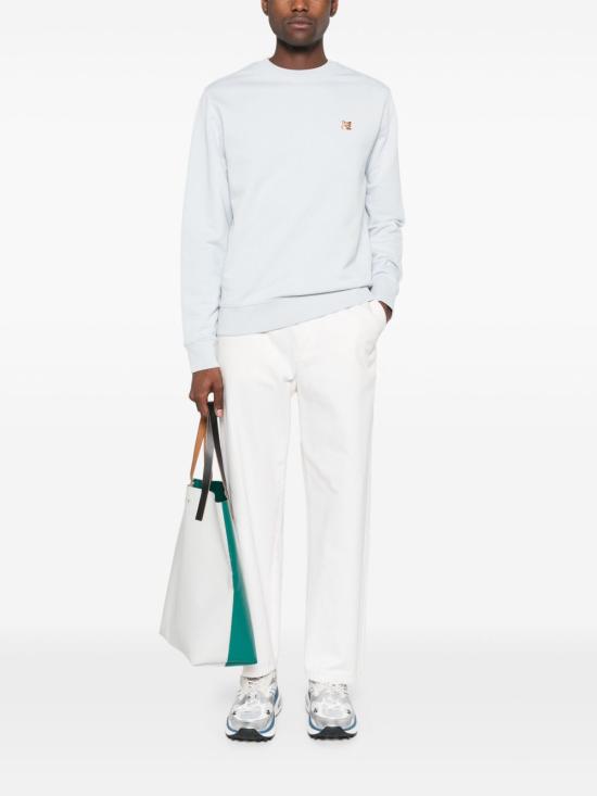 Long -sleeved t -shirt