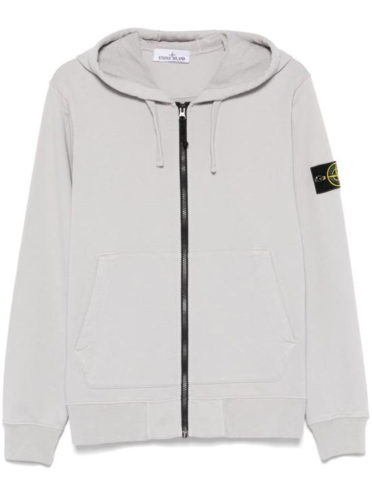 Long -sleeved t -shirt