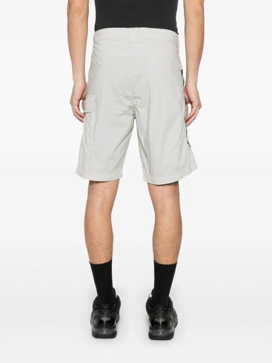Short pants
