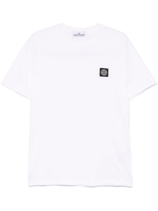 Short -sleeved t -shirt