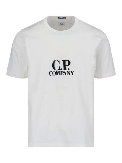 Short -sleeved t -shirt