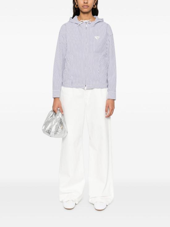 تي شيرت بغطاء للرأس