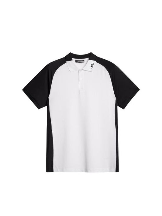 Short sleeve t -shirt