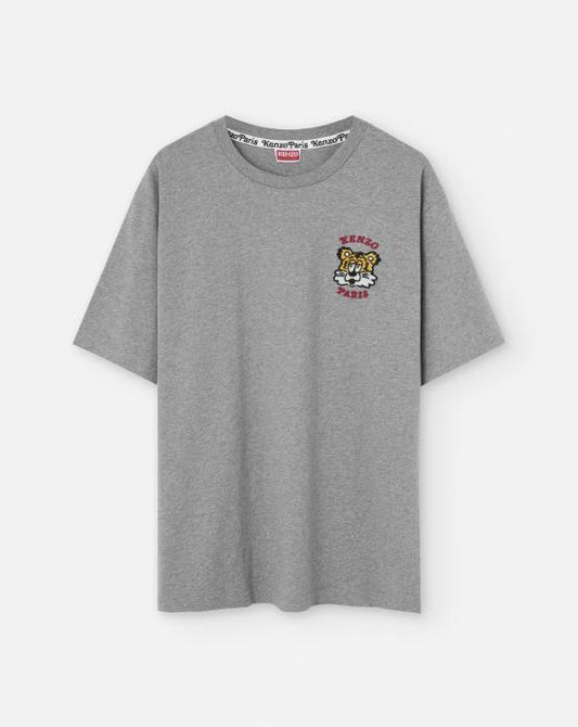 Short -sleeved t -shirt