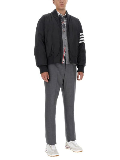 V-NECK CARDIGAN