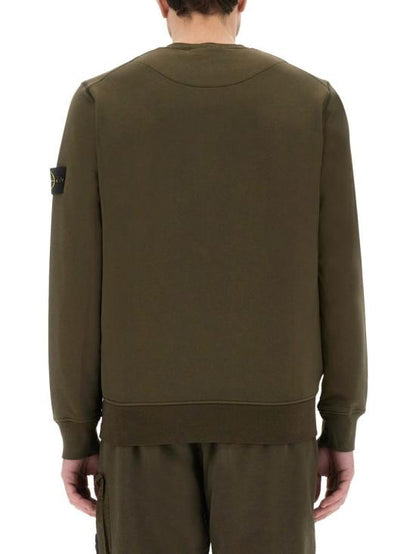Long -sleeved t -shirt