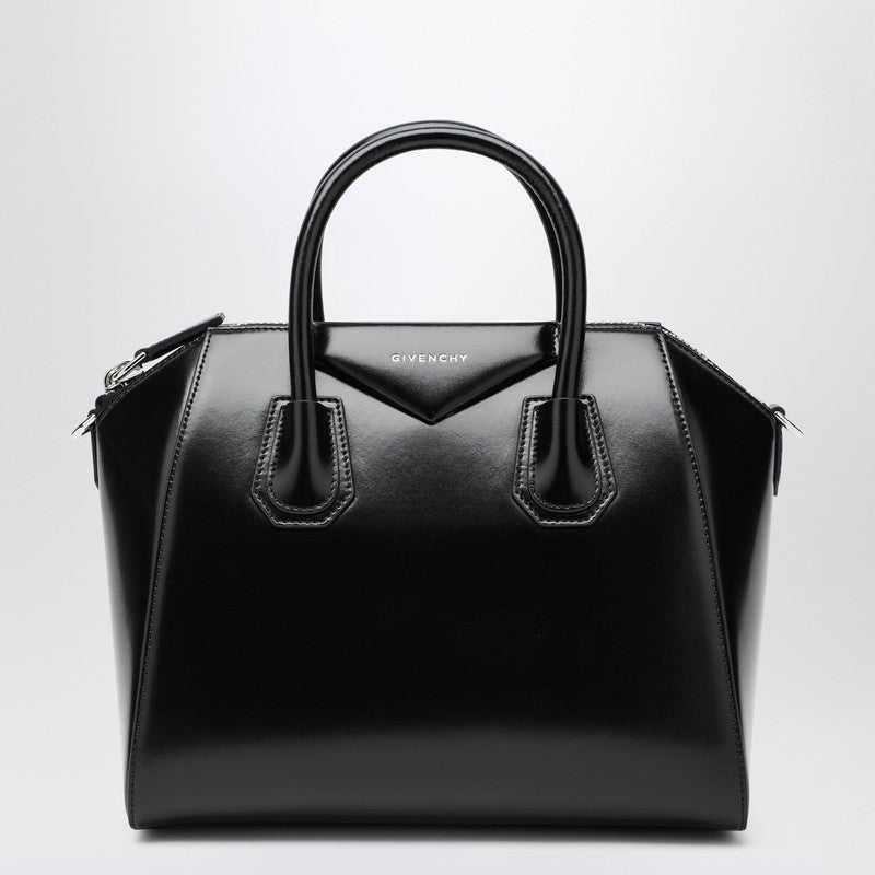 Small black leather Antigona bag