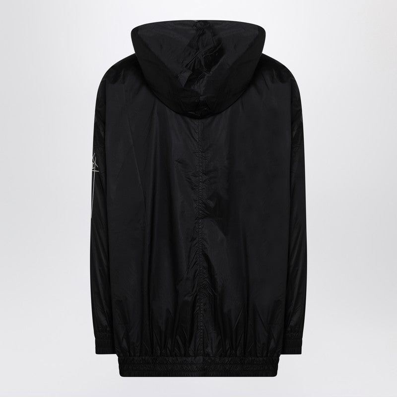Lightweight black zip jacket in nylon