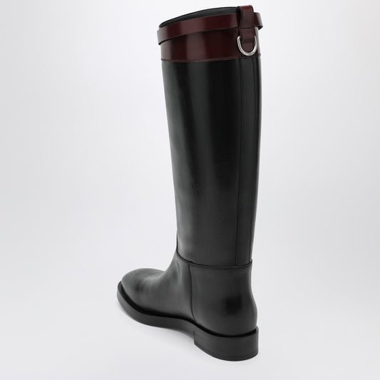 Black/burgundy two-tone boots