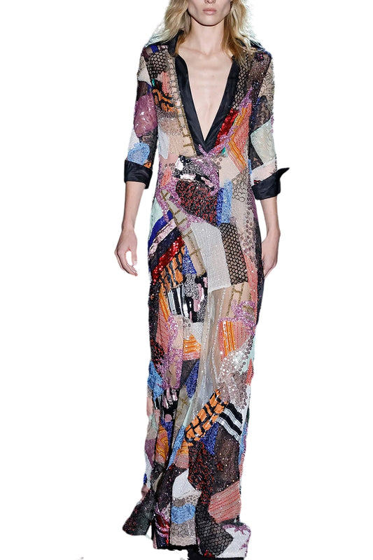 FLOOR-LENGTH DRESS WITH LONG SLEEVES AND V-NECKLINE