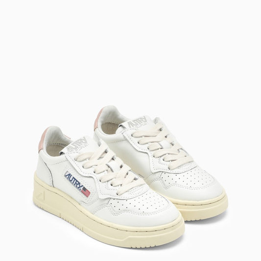 Medalist Sneakers In White/powder Leather