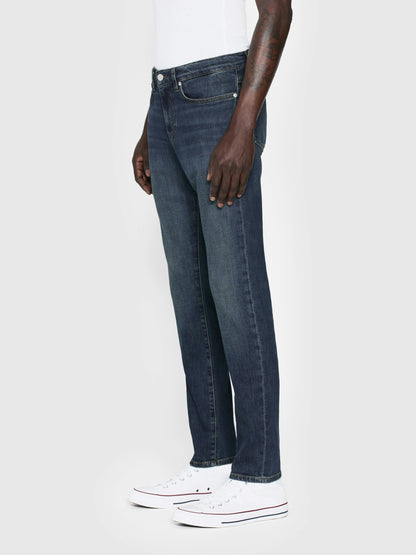 SLIM FIT JEAN