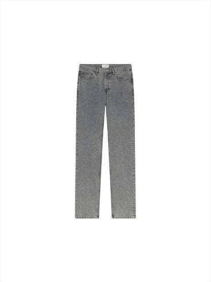 THE STRAIGHT JEAN
