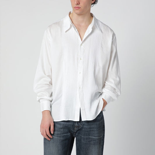 Ivory shirt with pleats on the front and collar