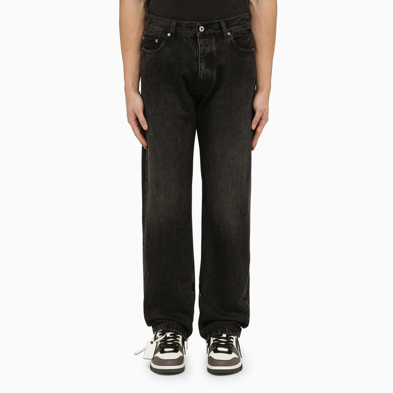 Black jeans with logo patch