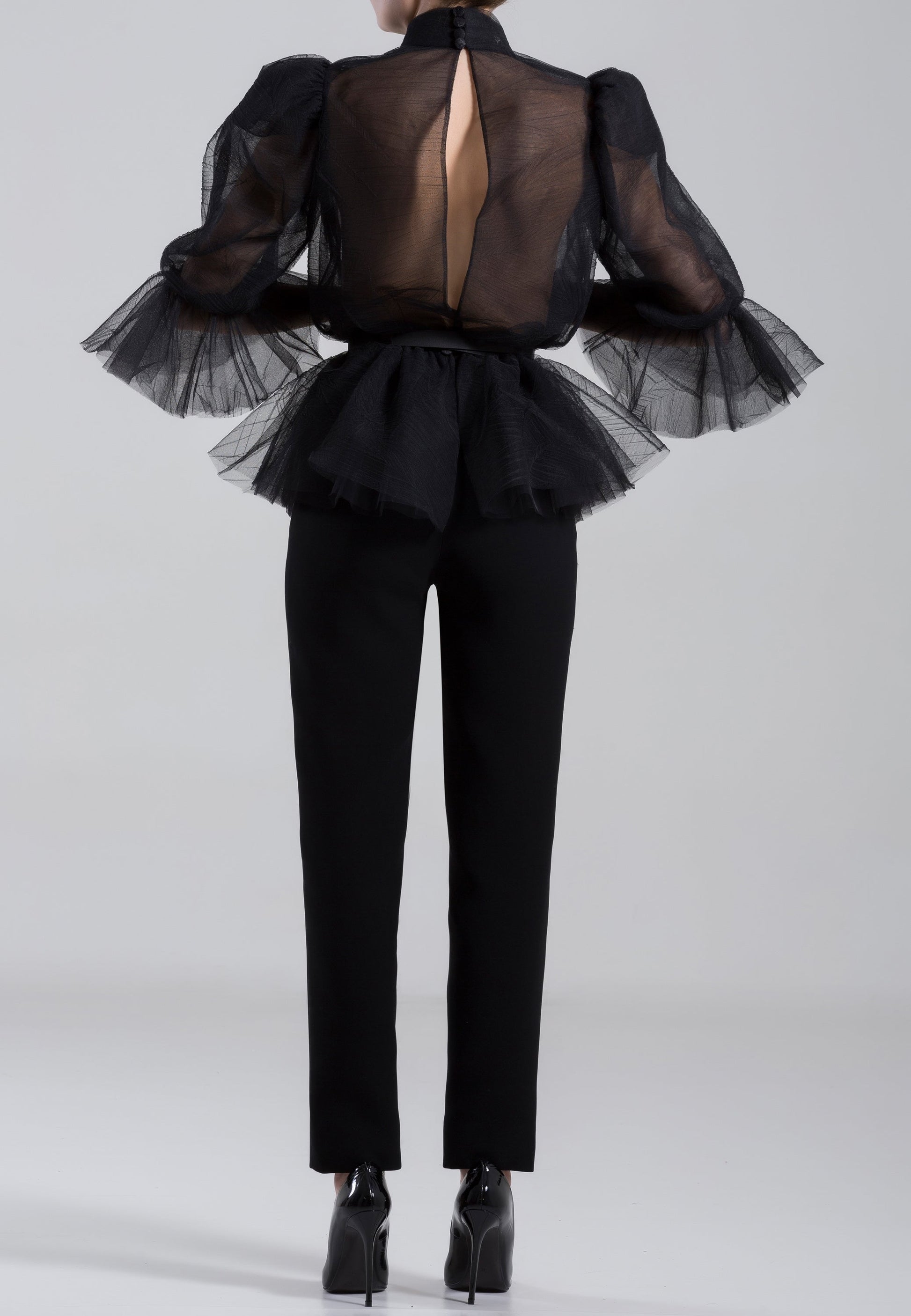 ruffled-blouse-prefl21-3