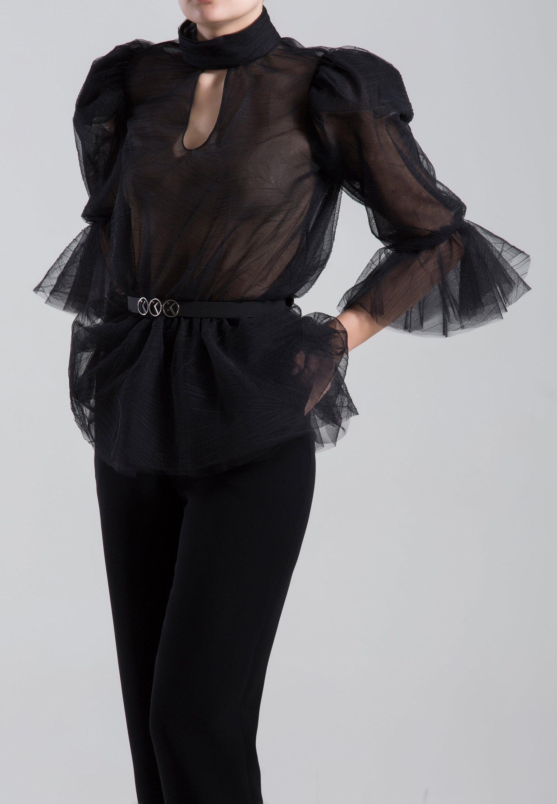 ruffled-blouse-prefl21-4
