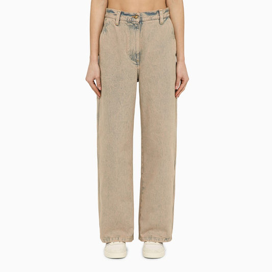 Wide jeans in pinkish denim