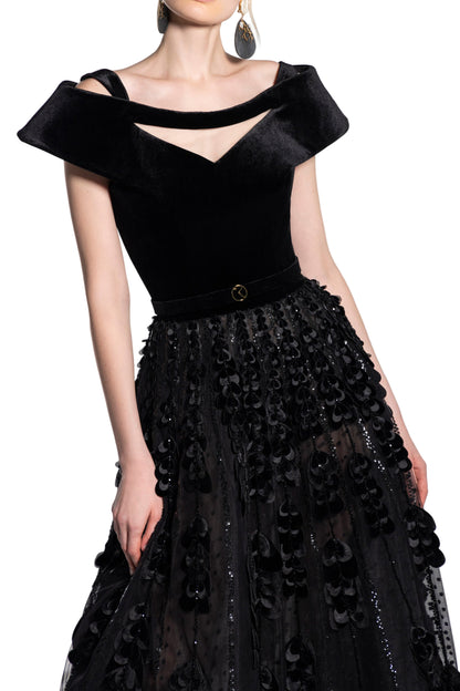beaded-tulle-skirt-with-velvet-bodysuit-rtwfw23-4