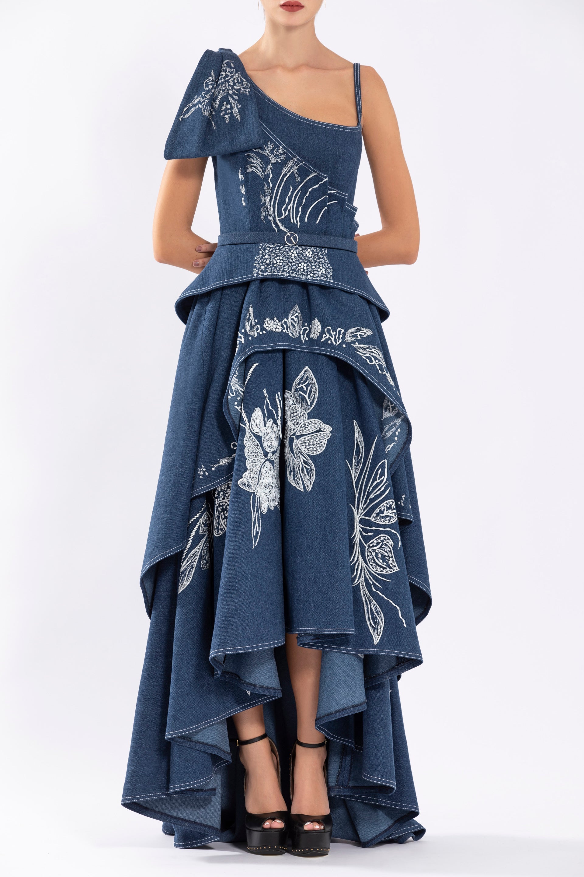 denim-dress-with-floral-embroidery-rtwss24-2