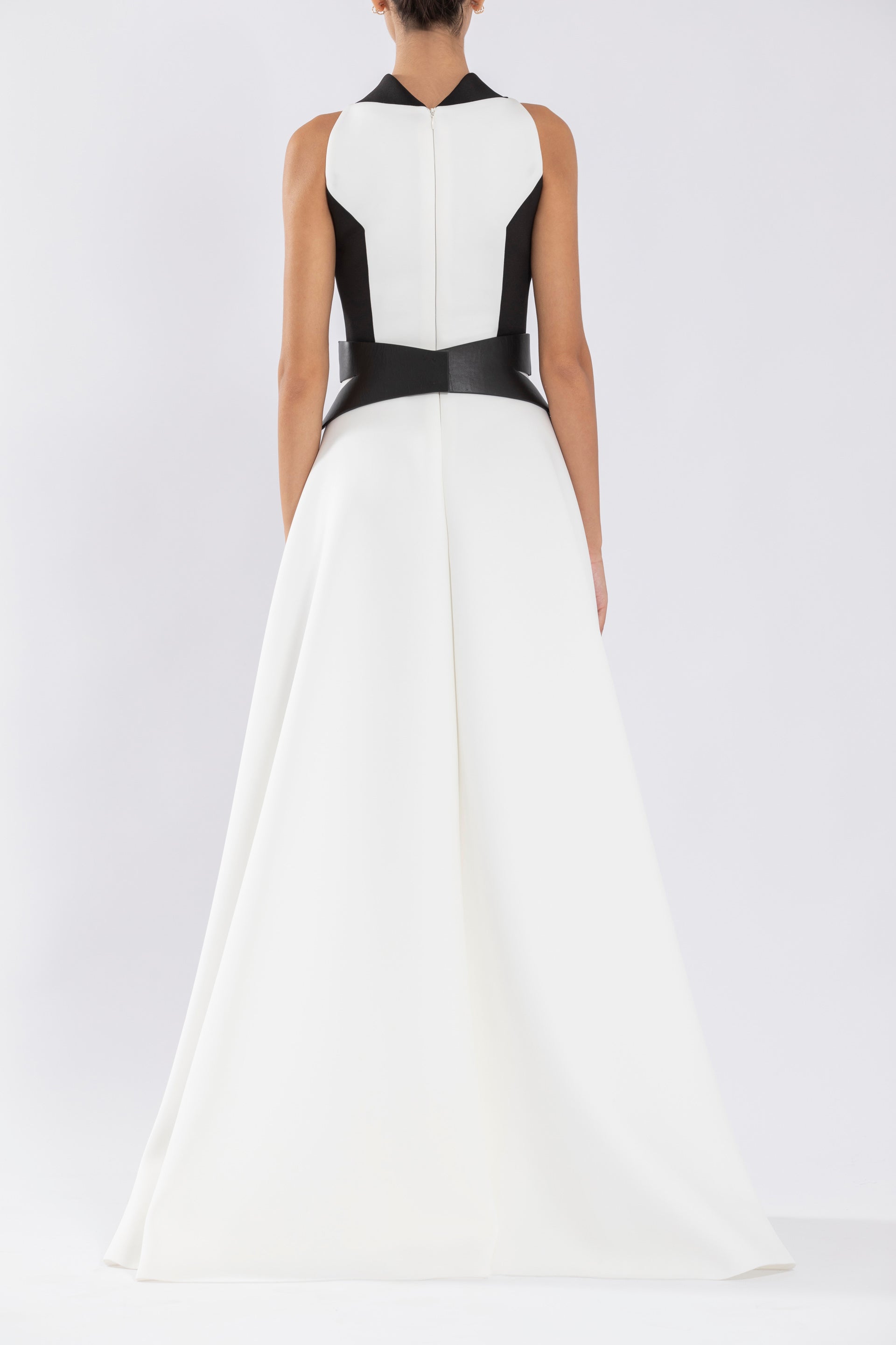 neoprene-dress-with-contrasting-cuts-rtwss24-3