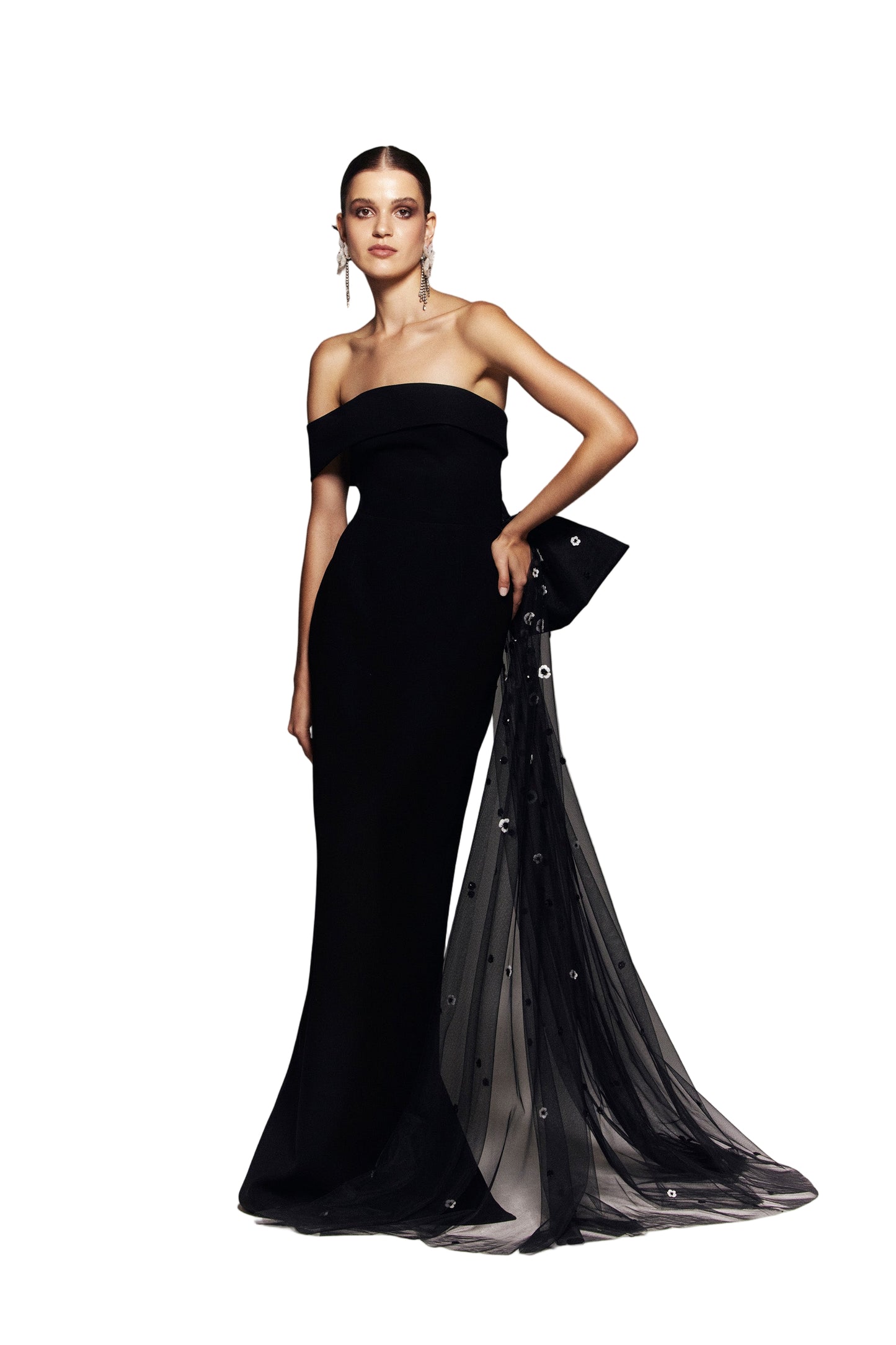 crepe-off-shoulder-dress-with-a-tulle-bow-and-tail-on-the-back-rtwss24-6