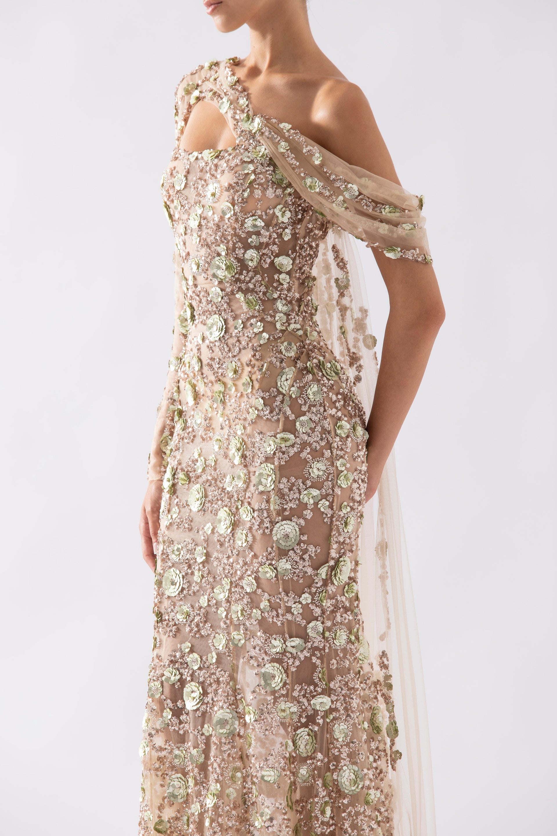 tulle-one-shoulder-sleeve,-dress-with-dotted-beading-a-tulle-tail-rtwss24-5