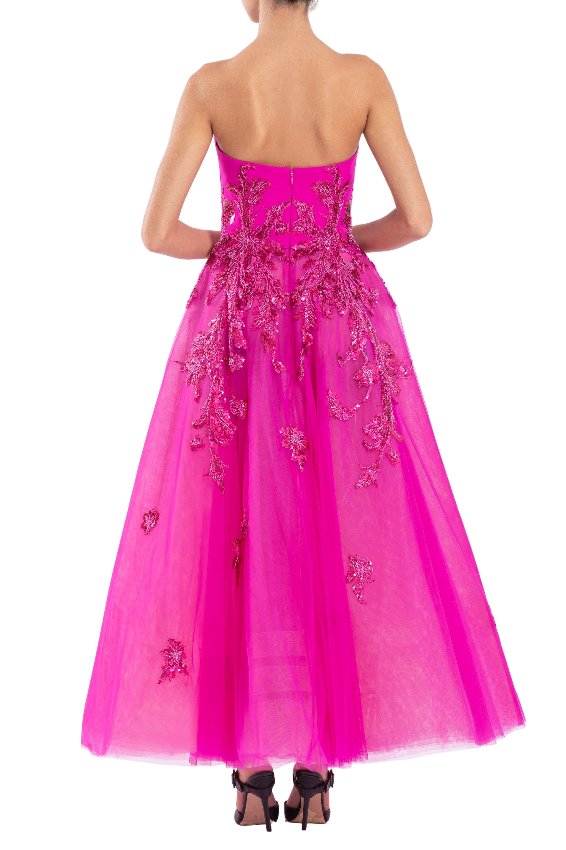 tulle-beaded-dress-with-a-crepe-strapless-top-rtwss24-3