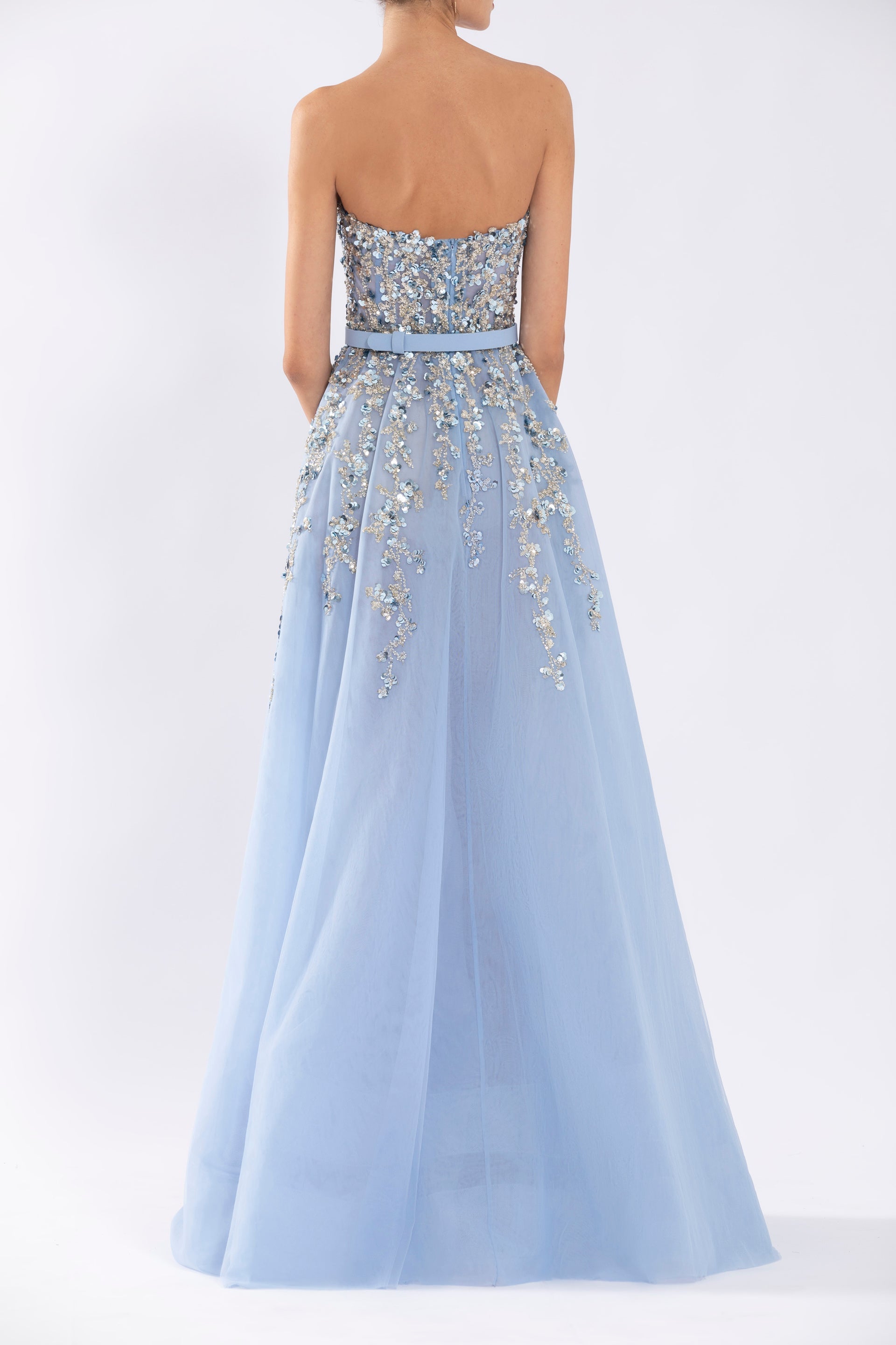 tulle-stapless-dress-with-a-dotted-beading-rtwss24-3