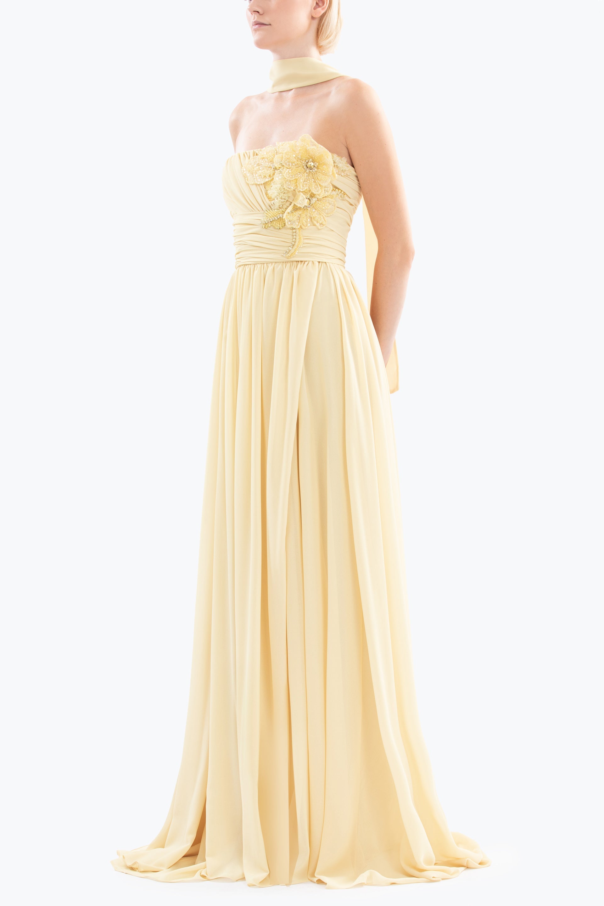 long-gathered-dress-rtwss25-4