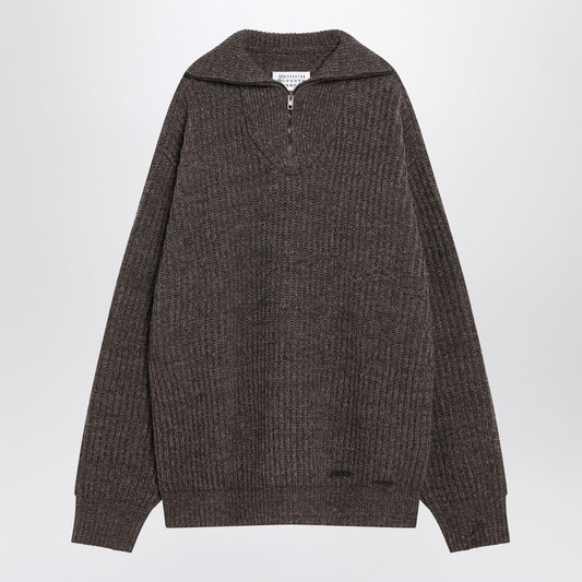 Brown wool sweater with zip