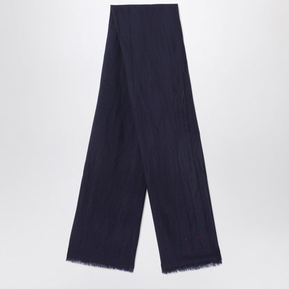 وشاح صوف أزرق داكن