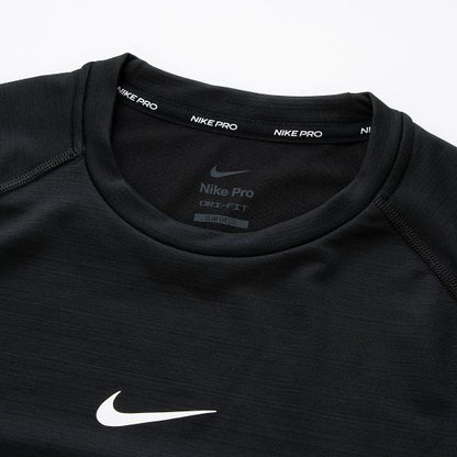 Long -sleeved t -shirt