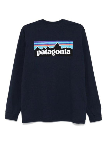 Long -sleeved t -shirt